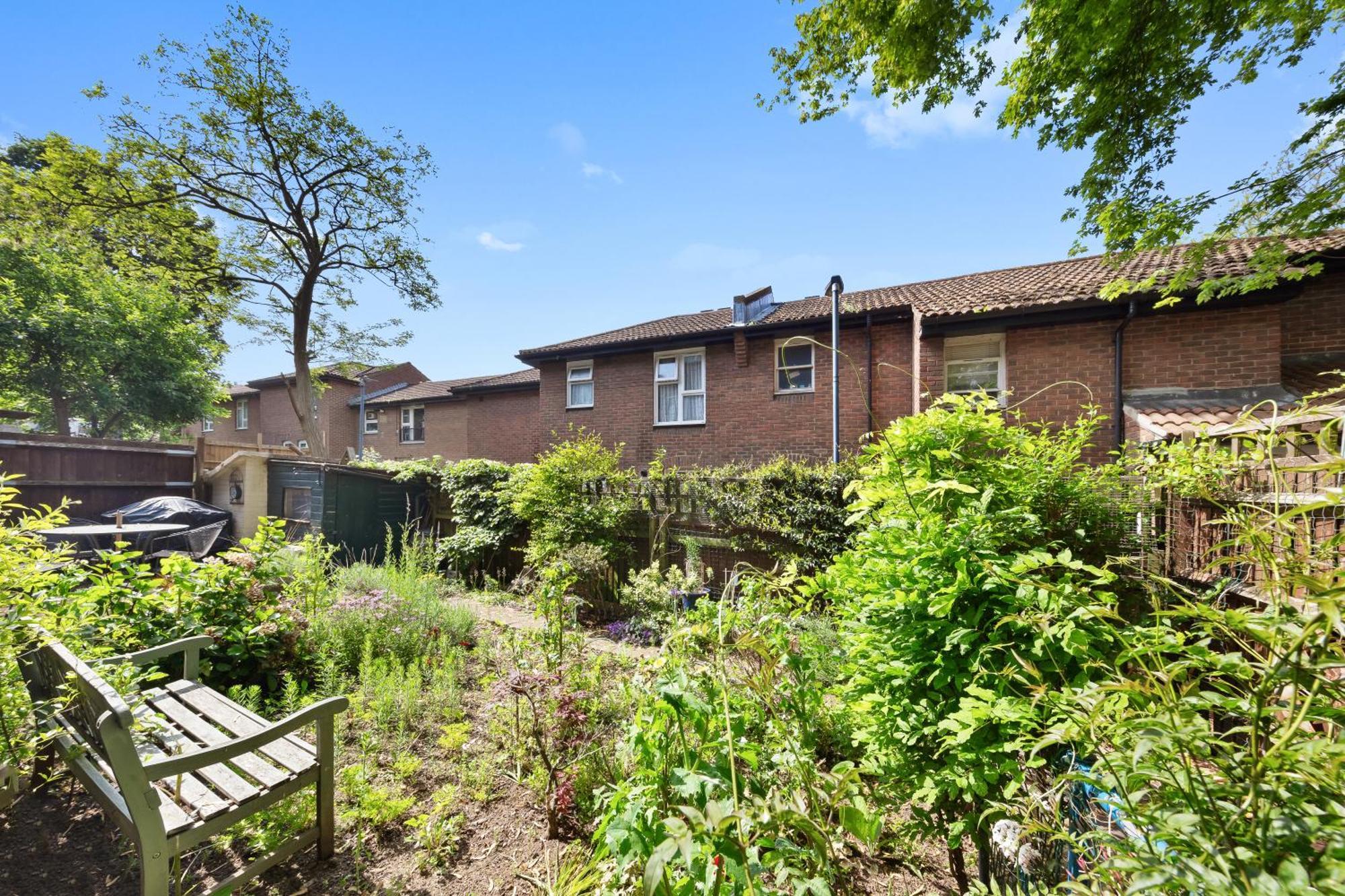 Clapham Serenity Garden Retreat With Free Parking 伦敦 外观 照片