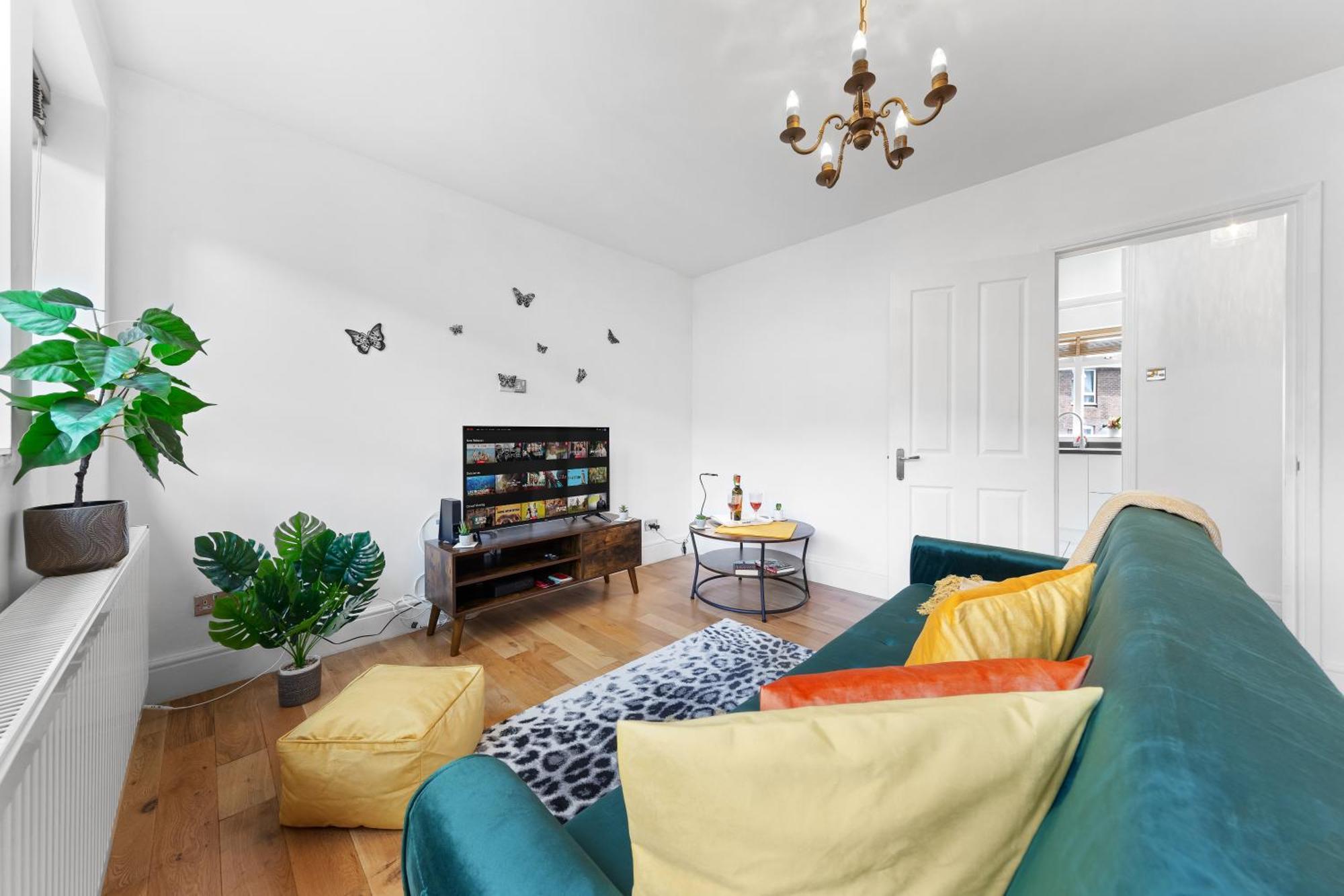 Clapham Serenity Garden Retreat With Free Parking 伦敦 外观 照片