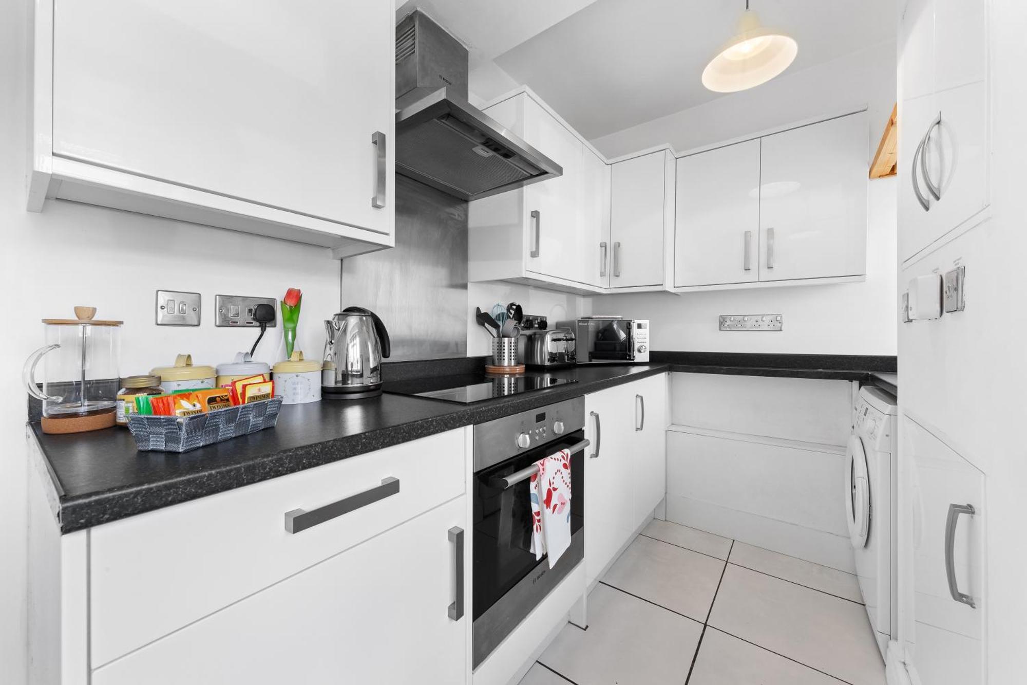 Clapham Serenity Garden Retreat With Free Parking 伦敦 外观 照片