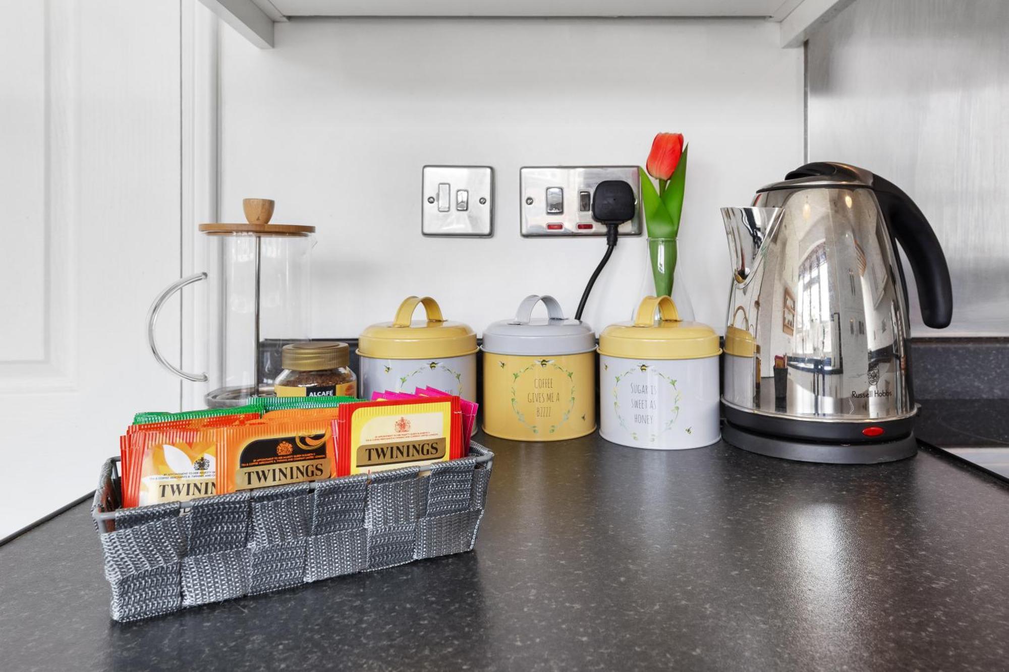Clapham Serenity Garden Retreat With Free Parking 伦敦 外观 照片