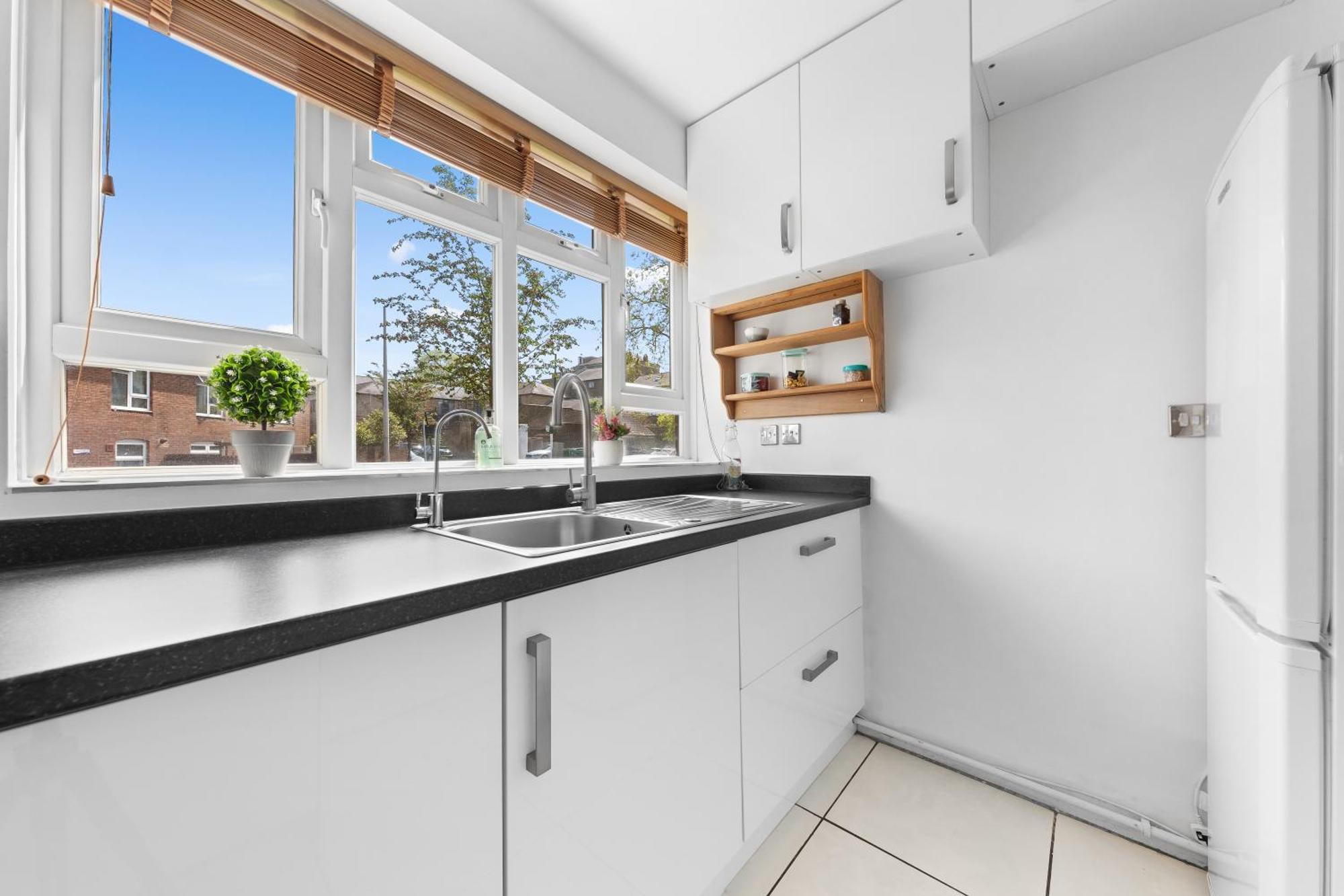 Clapham Serenity Garden Retreat With Free Parking 伦敦 外观 照片