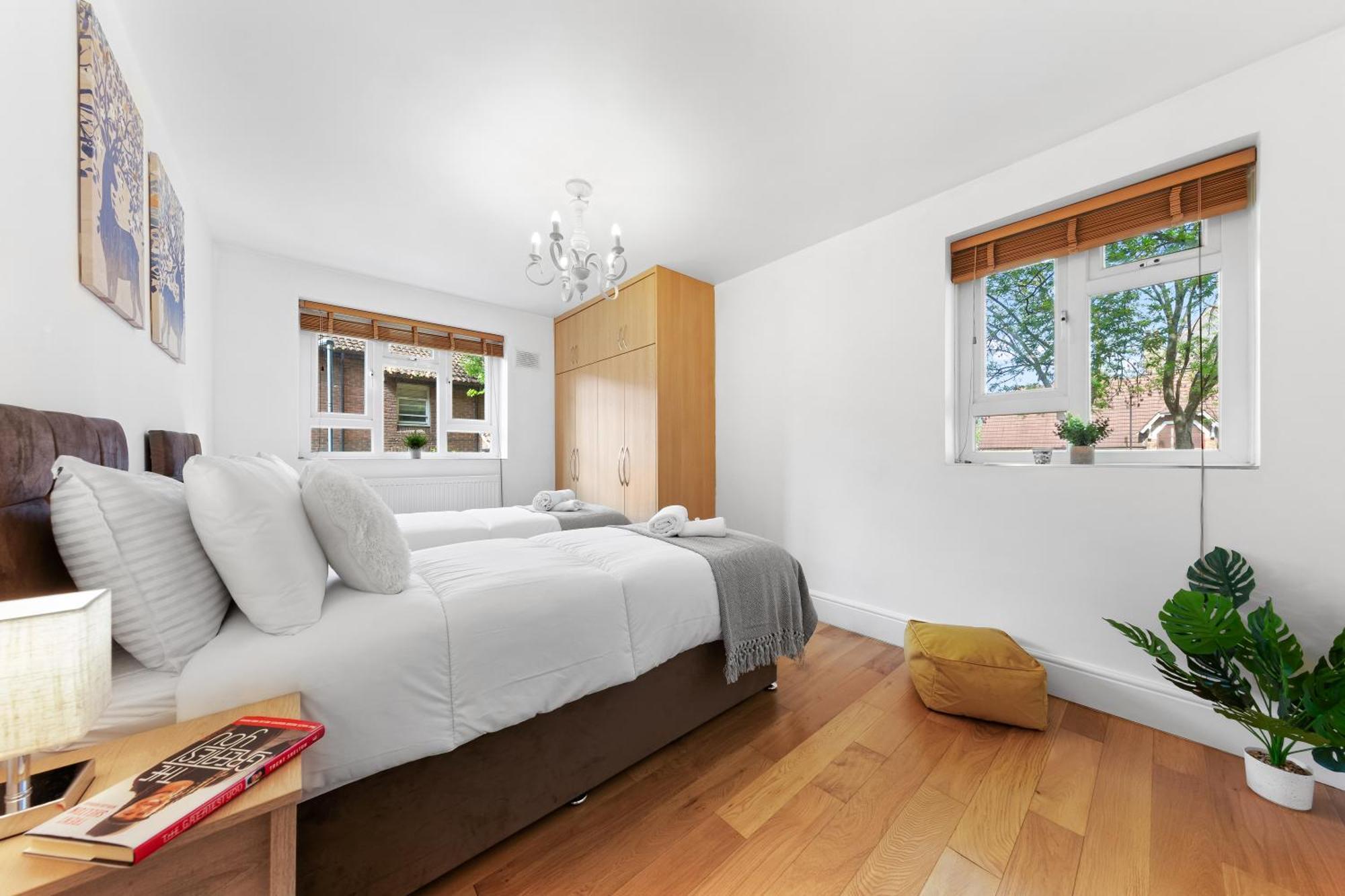 Clapham Serenity Garden Retreat With Free Parking 伦敦 外观 照片