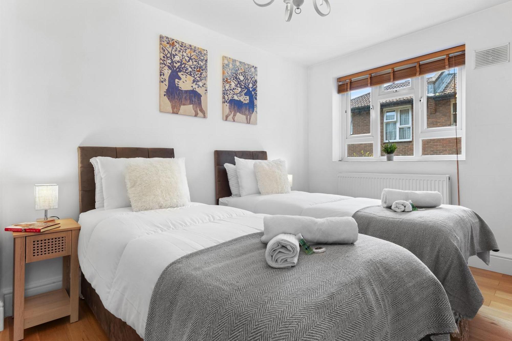 Clapham Serenity Garden Retreat With Free Parking 伦敦 外观 照片