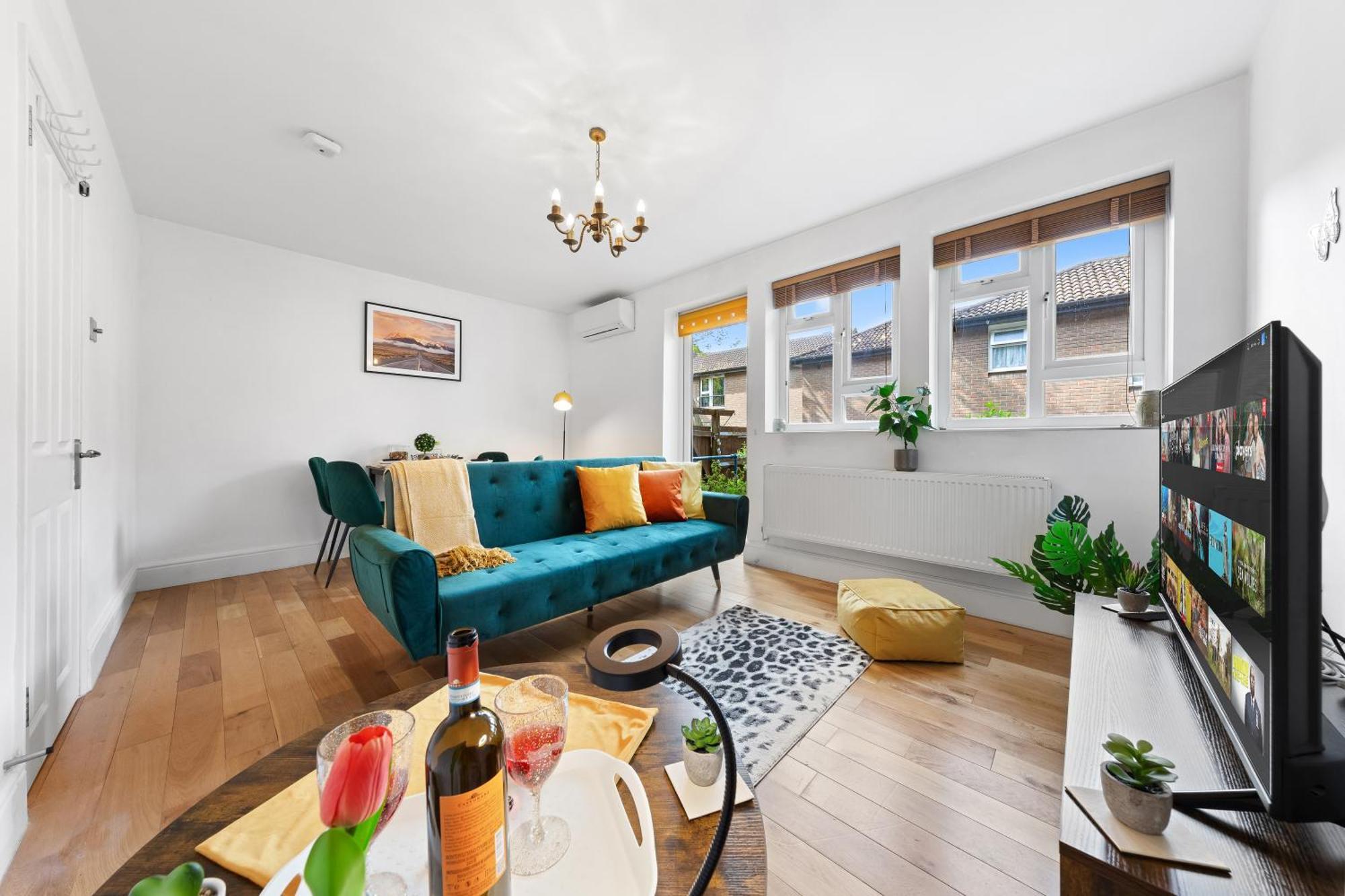 Clapham Serenity Garden Retreat With Free Parking 伦敦 外观 照片